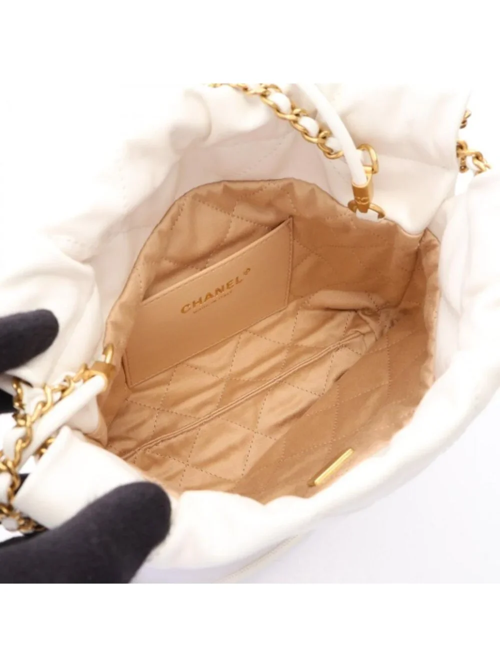 Chanel Shoulder Bag Chanel 22 Mini 2-Way White Leather Quilted